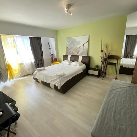 New Green Apartment Studio 1 Bukarest Exterior foto